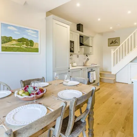 Holiday home 3 Bed In Oc-n34154 *