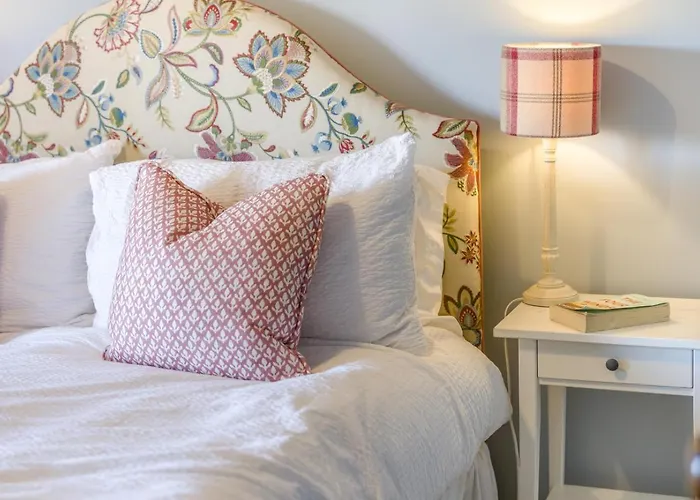 3 Bed In Oc-n34154 Holiday home