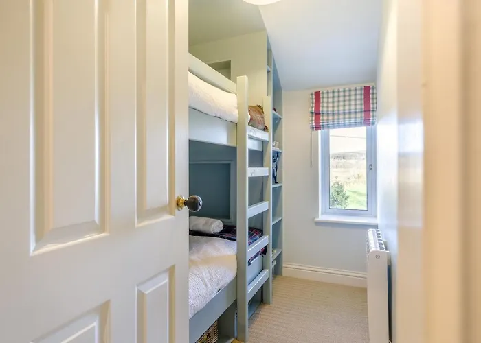 3 Bed In Oc-n34154 Holiday home *